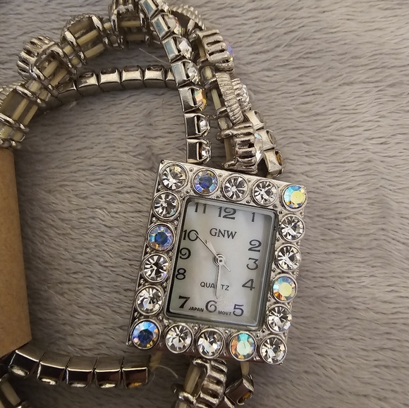GNW Jewelry - GNW brand stretch elastic silver/aurora borealis watch & bracelet